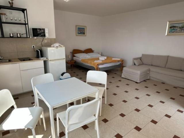 Oasis Blue Apartment Primošten Екстериор снимка